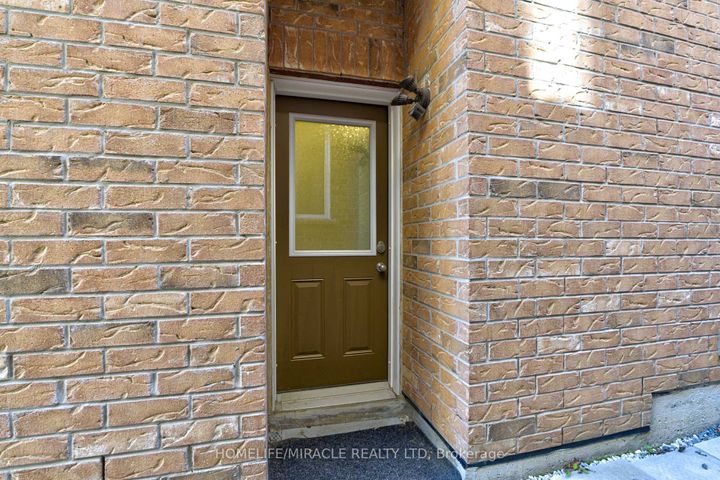 Photo 46 at 26 Fitzgibson Street, Credit Valley, Brampton