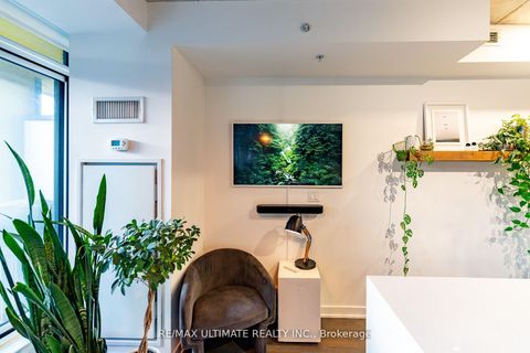 Photo 9 at 204 - 109 Ossington Avenue, Bellwoods, Toronto