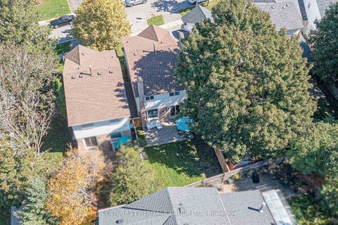 Photo 3 at 134 Walton Drive, Aurora Village, Aurora