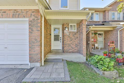 Photo 7 at 134 Walton Drive, Aurora Village, Aurora