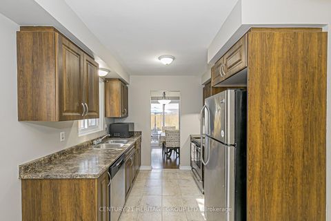 Photo 18 at 134 Walton Drive, Aurora Village, Aurora