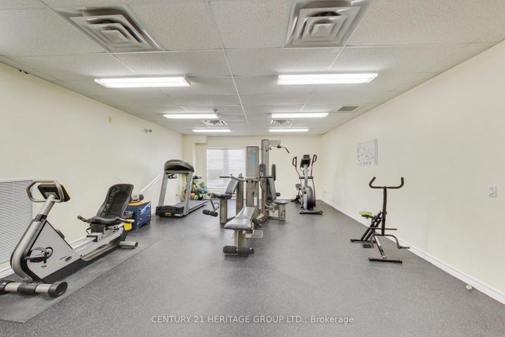Photo 18 at 303 - 211 Randolph Road, Leaside, Toronto