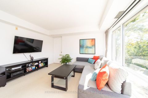 Photo 5 at 303 - 211 Randolph Road, Leaside, Toronto