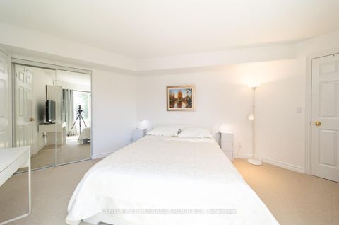 Photo 16 at 303 - 211 Randolph Road, Leaside, Toronto