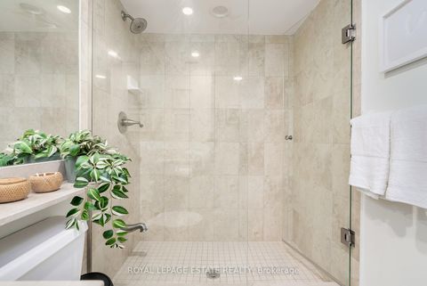 Photo 6 at 313 - 900 Mount Pleasant Road, Mount Pleasant West, Toronto