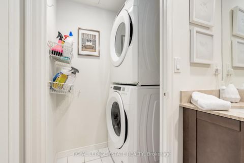 Photo 7 at 313 - 900 Mount Pleasant Road, Mount Pleasant West, Toronto