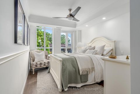 Photo 21 at 313 - 900 Mount Pleasant Road, Mount Pleasant West, Toronto