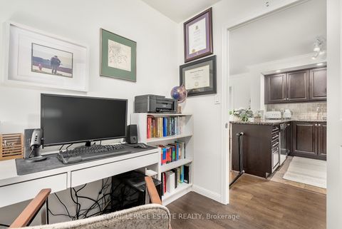 Photo 35 at 313 - 900 Mount Pleasant Road, Mount Pleasant West, Toronto