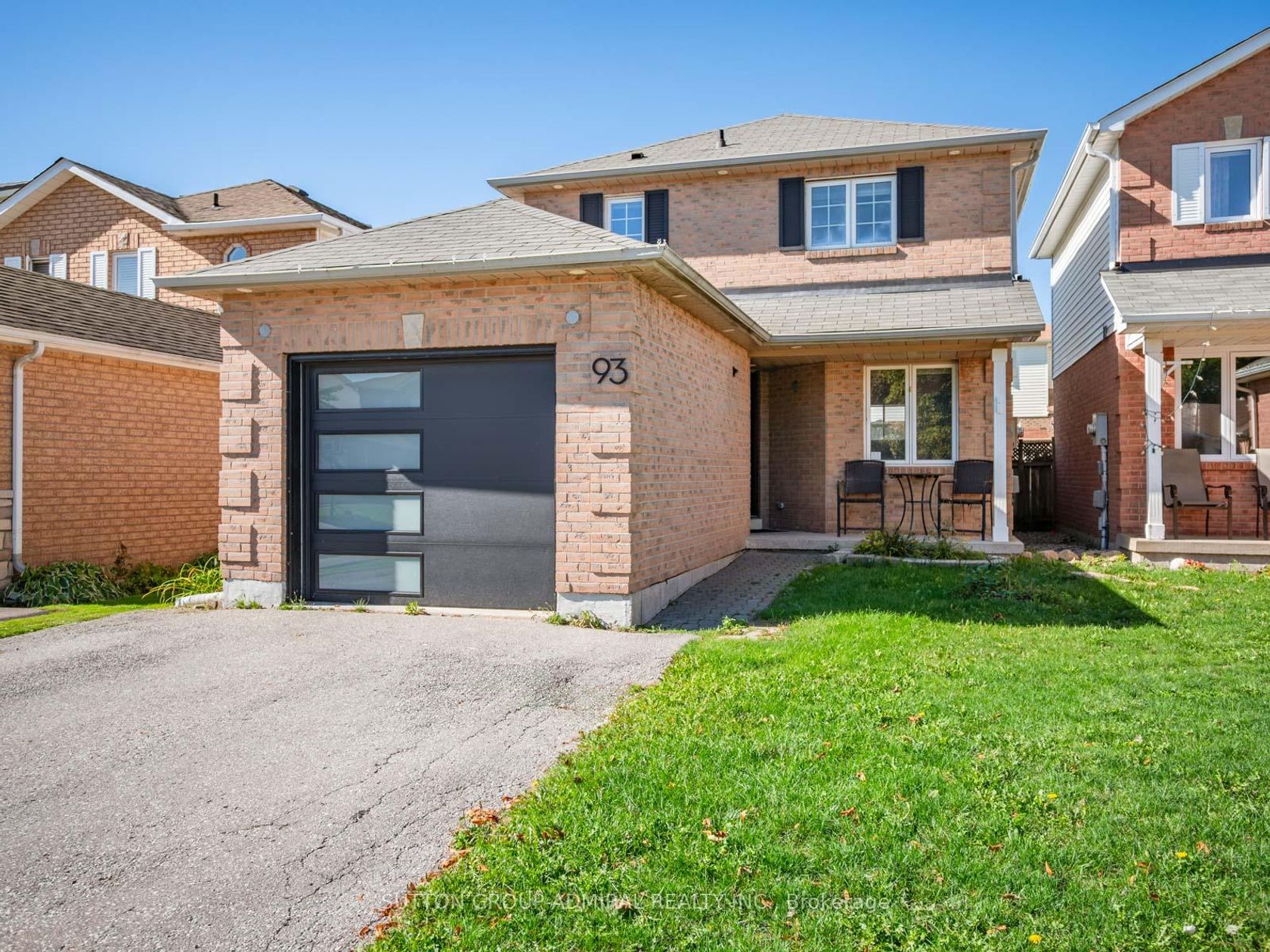 93 McMann Crescent, Courtice, Clarington 