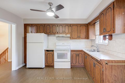 Photo 11 at 7 Jacinta Drive, Rustic, Toronto