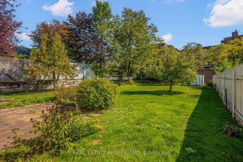 Photo 36 at 7 Jacinta Drive, Rustic, Toronto