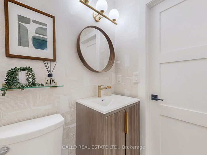 Photo 8 at 17 Sir Caradoc Place, Markham Village, Markham