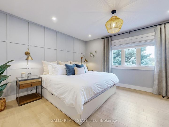 Photo 12 at 17 Sir Caradoc Place, Markham Village, Markham