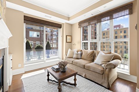 Photo 8 at 303 - 33 Delisle Avenue, St. Clair, Toronto