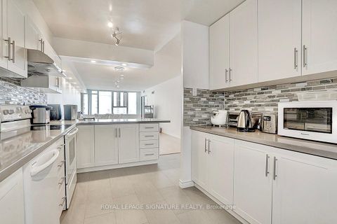 Photo 11 at 1209 - 45 Carlton Street, Yonge Corridor, Toronto
