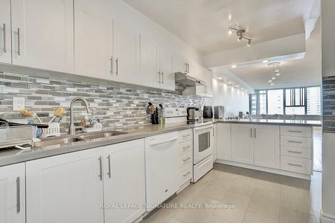 Photo 12 at 1209 - 45 Carlton Street, Yonge Corridor, Toronto Photo 12 at 1209 - 45 Carlton Street, Yonge Corridor, Toronto