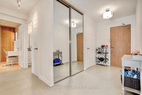 Photo 14 at 1209 - 45 Carlton Street, Yonge Corridor, Toronto Photo 14 at 1209 - 45 Carlton Street, Yonge Corridor, Toronto