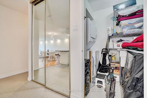 Photo 31 at 1209 - 45 Carlton Street, Yonge Corridor, Toronto Photo 31 at 1209 - 45 Carlton Street, Yonge Corridor, Toronto