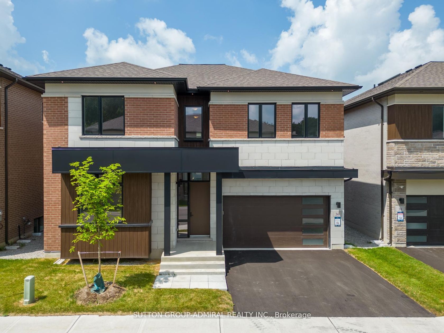 36 Royal Hill Court, Aurora Estates, Aurora 