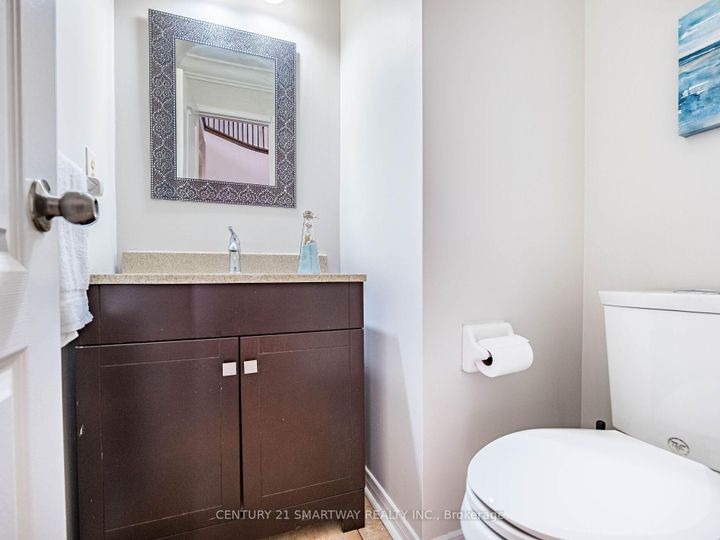 Photo 18 at 124 Porchlight Road, Fletcher's Creek Village, Brampton