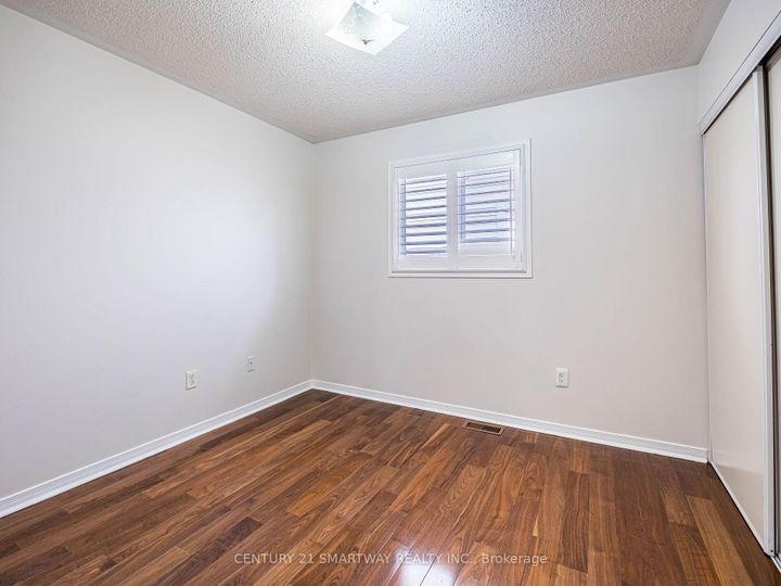 Photo 27 at 124 Porchlight Road, Fletcher's Creek Village, Brampton