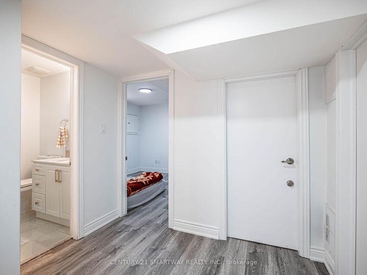 Photo 37 at 124 Porchlight Road, Fletcher's Creek Village, Brampton