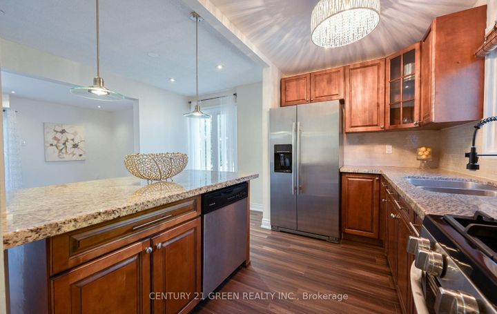 Photo 15 at 1 Greenarrow Court, Brampton North, Brampton