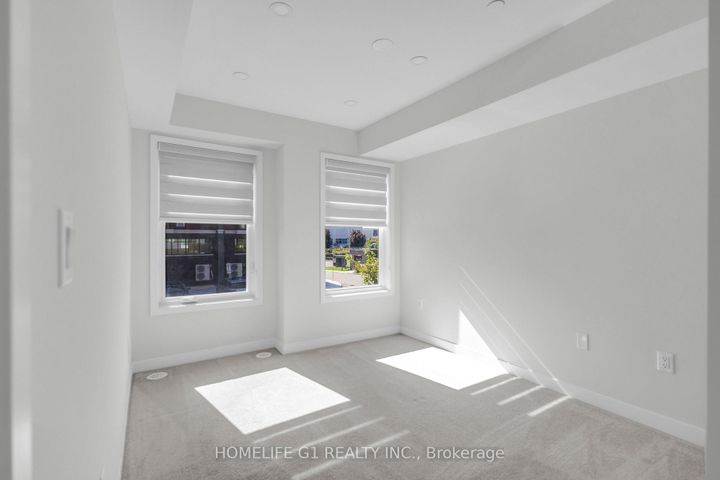 Photo 15 at 5 - 3429 Ridgeway Drive, Erin Mills, Mississauga