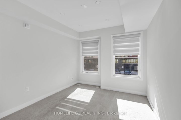 Photo 17 at 5 - 3429 Ridgeway Drive, Erin Mills, Mississauga