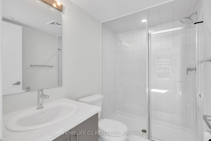 Photo 18 at 5 - 3429 Ridgeway Drive, Erin Mills, Mississauga