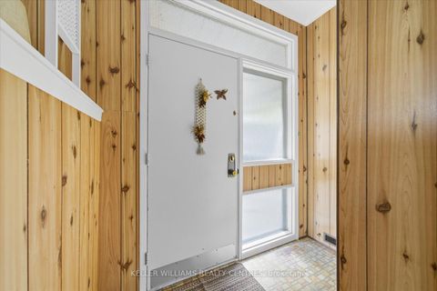 Photo 3 at 112 Eden Court, Leslie Valley, Newmarket