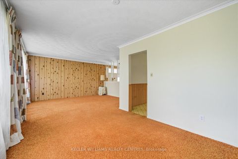 Photo 10 at 112 Eden Court, Leslie Valley, Newmarket