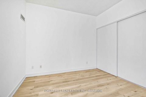 Photo 12 at 3210 - 33 Charles Street E, Yonge Corridor, Toronto