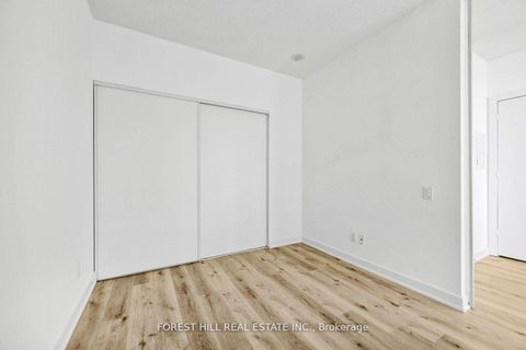 Photo 13 at 3210 - 33 Charles Street E, Yonge Corridor, Toronto