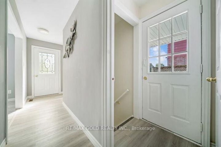 Photo 23 at 118 Archdekin Drive, Madoc, Brampton