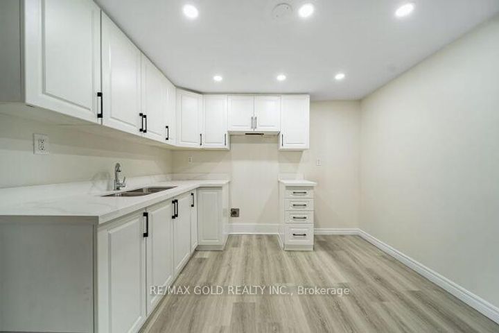 Photo 30 at 118 Archdekin Drive, Madoc, Brampton