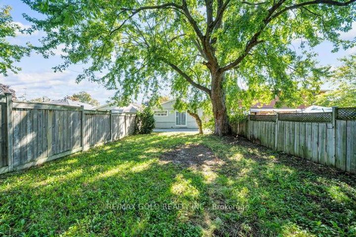 Photo 36 at 118 Archdekin Drive, Madoc, Brampton