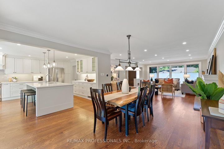 Photo 9 at 19 Palace Arch Drive, Rosethorn, Toronto