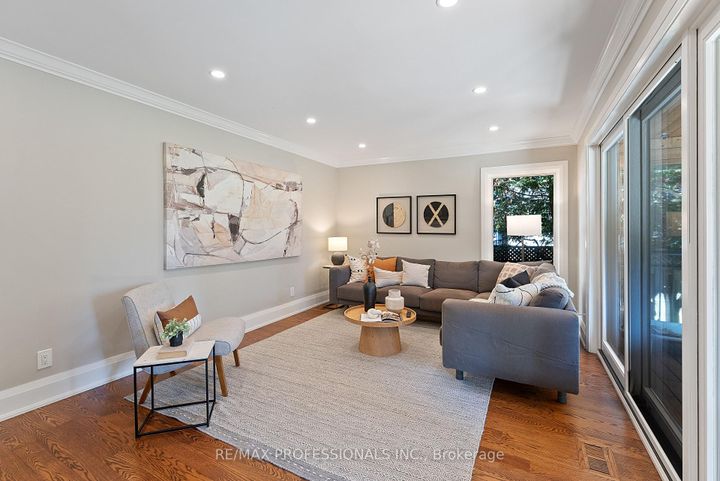 Photo 17 at 19 Palace Arch Drive, Rosethorn, Toronto