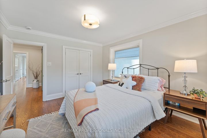 Photo 26 at 19 Palace Arch Drive, Rosethorn, Toronto