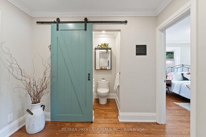 Photo 27 at 19 Palace Arch Drive, Rosethorn, Toronto