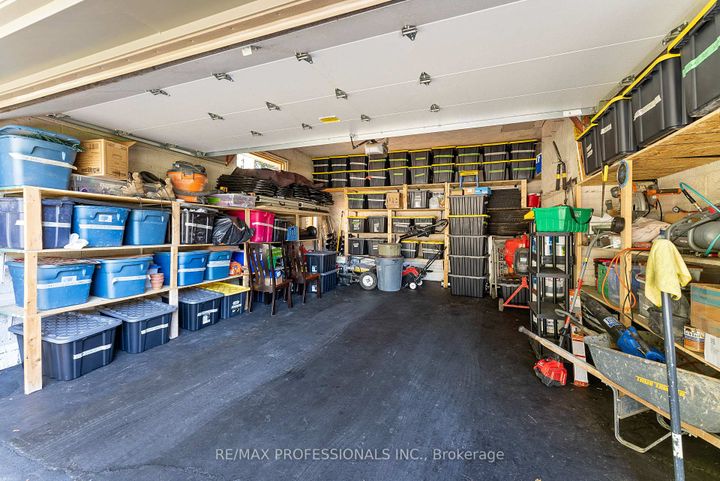 Photo 36 at 19 Palace Arch Drive, Rosethorn, Toronto