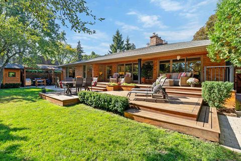 Photo 41 at 19 Palace Arch Drive, Rosethorn, Toronto