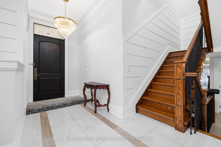Photo 8 at 29 Alderdale Court, Don Mills, Toronto