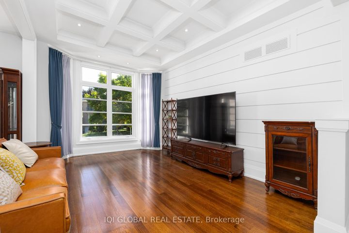 Photo 10 at 29 Alderdale Court, Don Mills, Toronto