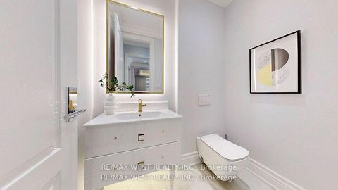Photo 16 at 136 Hailsham Court, Vellore Village, Vaughan