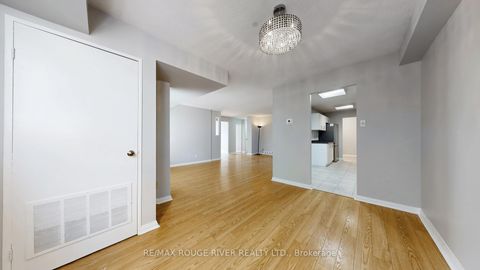 Photo 8 at 203 - 40 Chichester Place, L'Amoreaux, Toronto