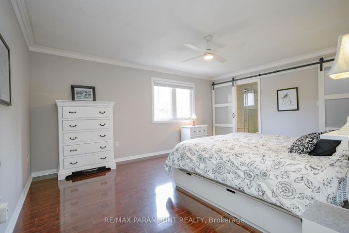 Photo 20 at 44 Cairnmore Court, Snelgrove, Brampton