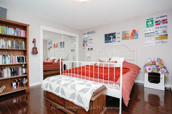 Photo 29 at 44 Cairnmore Court, Snelgrove, Brampton