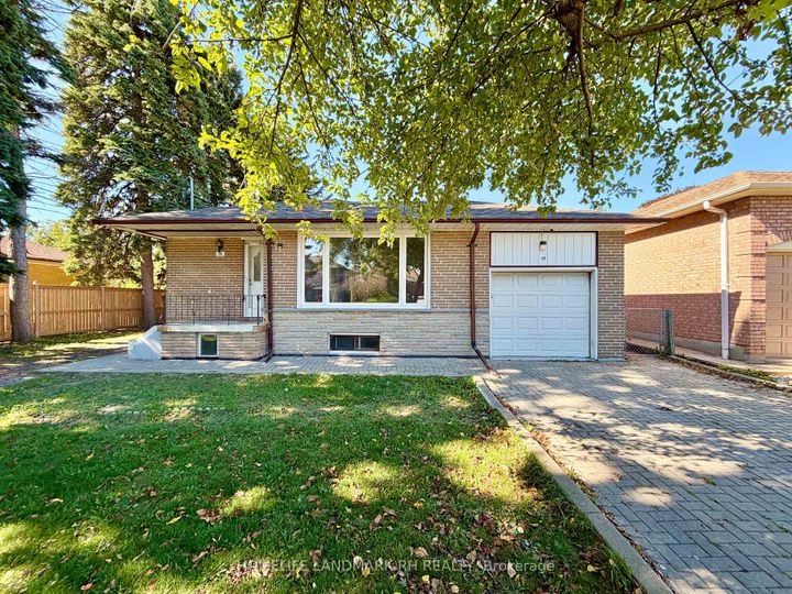 Photo 2 at 38 Aragon Avenue, Sullivan, Toronto